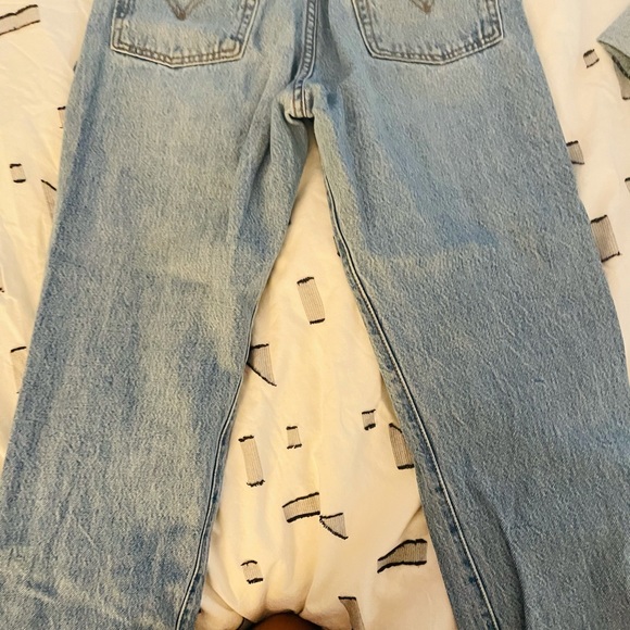 Levi’s Wedgie Straight Jeans with rips - Picture 9 of 9